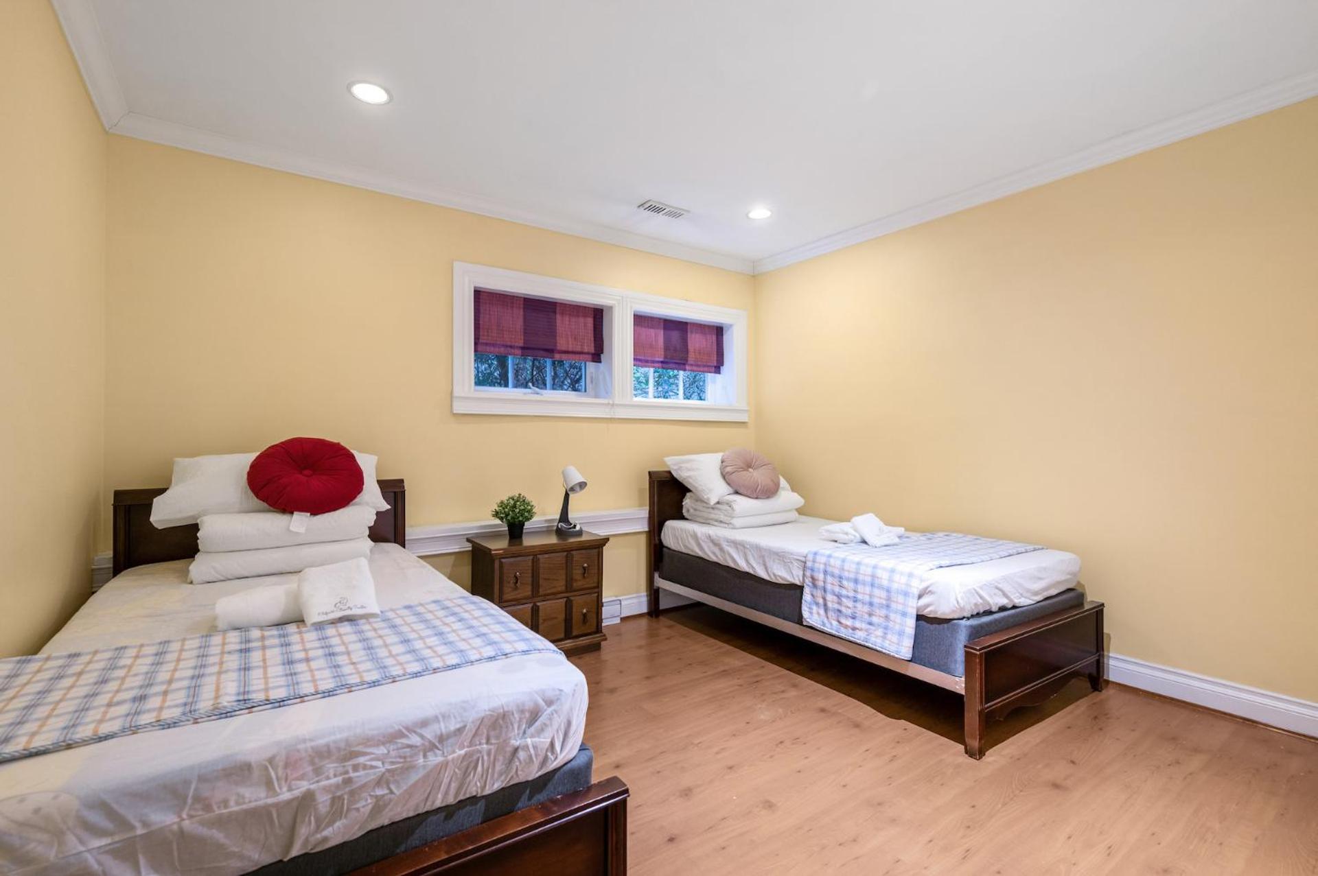 Charming Retreat On Cypress Street, Your Home Away From Home Vancouver Bagian luar foto