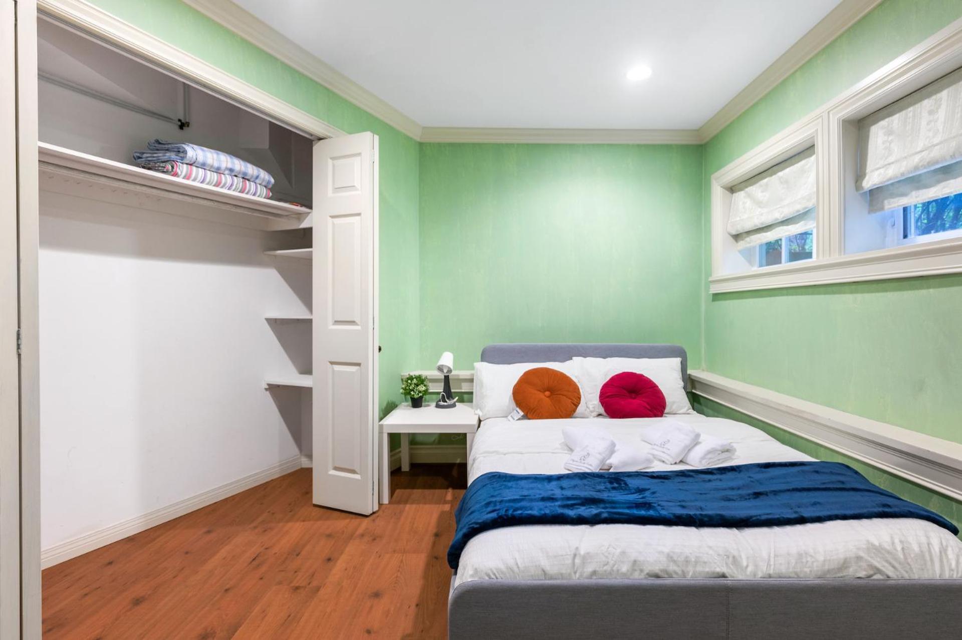 Charming Retreat On Cypress Street, Your Home Away From Home Vancouver Bagian luar foto