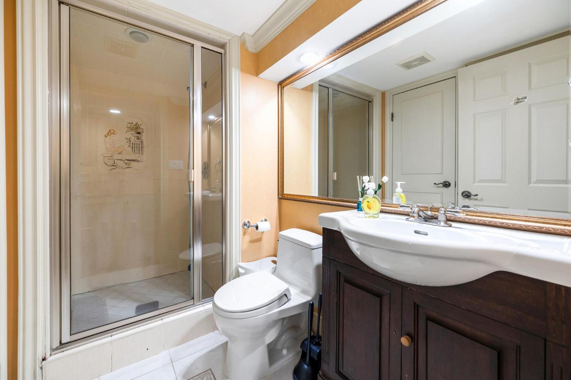 Charming Retreat On Cypress Street, Your Home Away From Home Vancouver Bagian luar foto