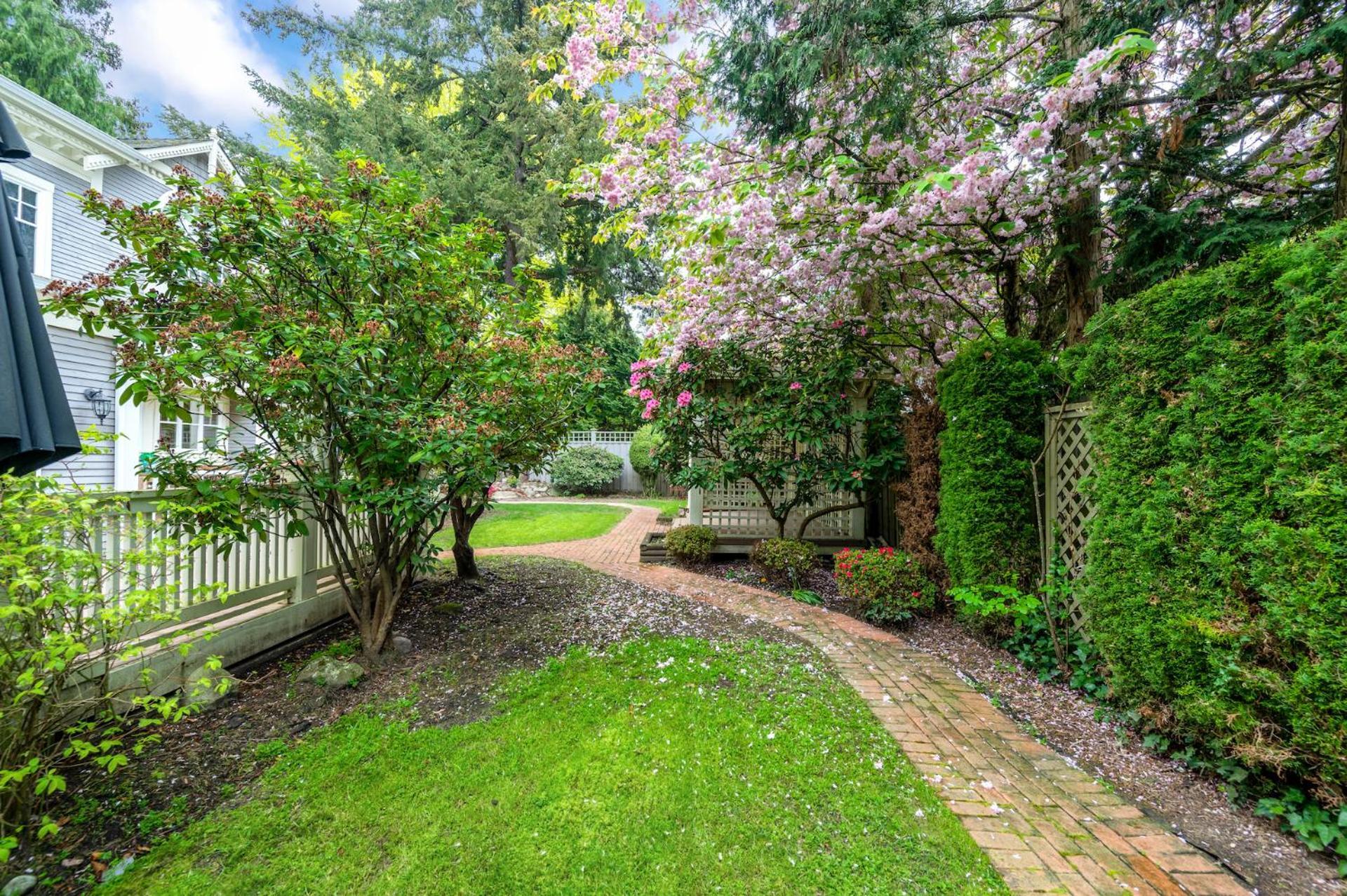 Charming Retreat On Cypress Street, Your Home Away From Home Vancouver Bagian luar foto