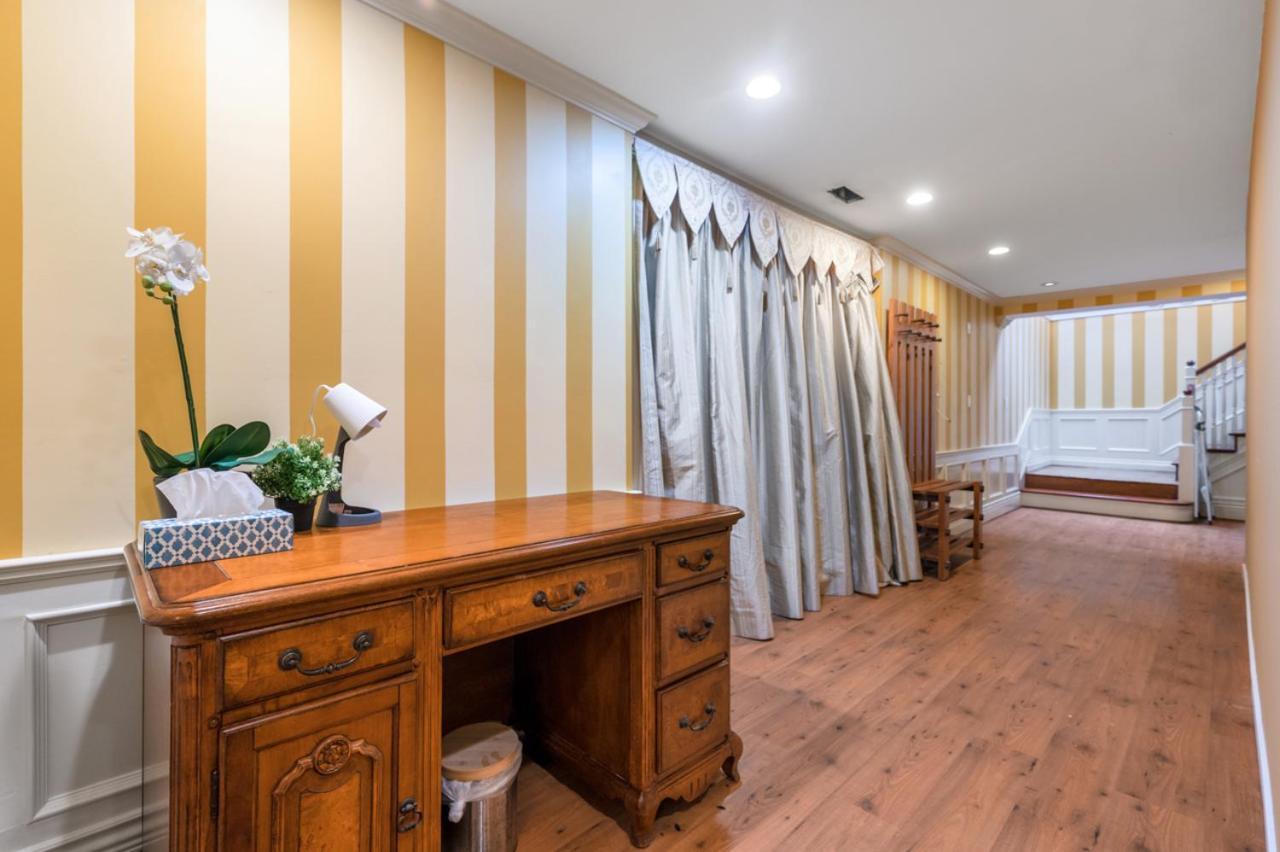 Charming Retreat On Cypress Street, Your Home Away From Home Vancouver Bagian luar foto